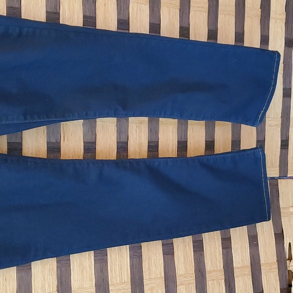 NWT!! Levi's skinny jeans - Picture 4 of 10